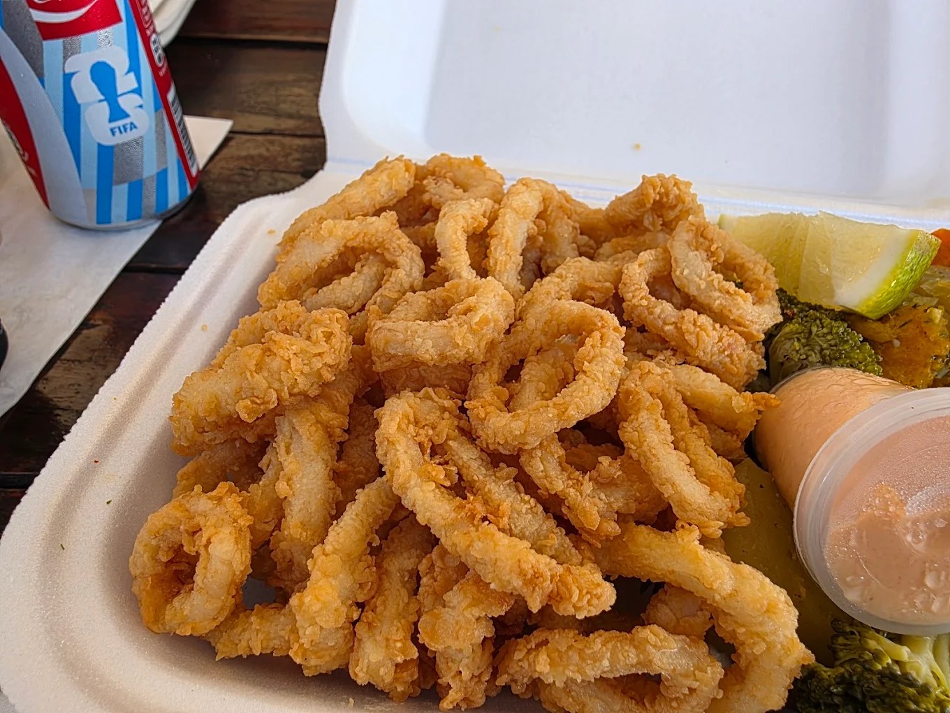 Golden fried calamari rings